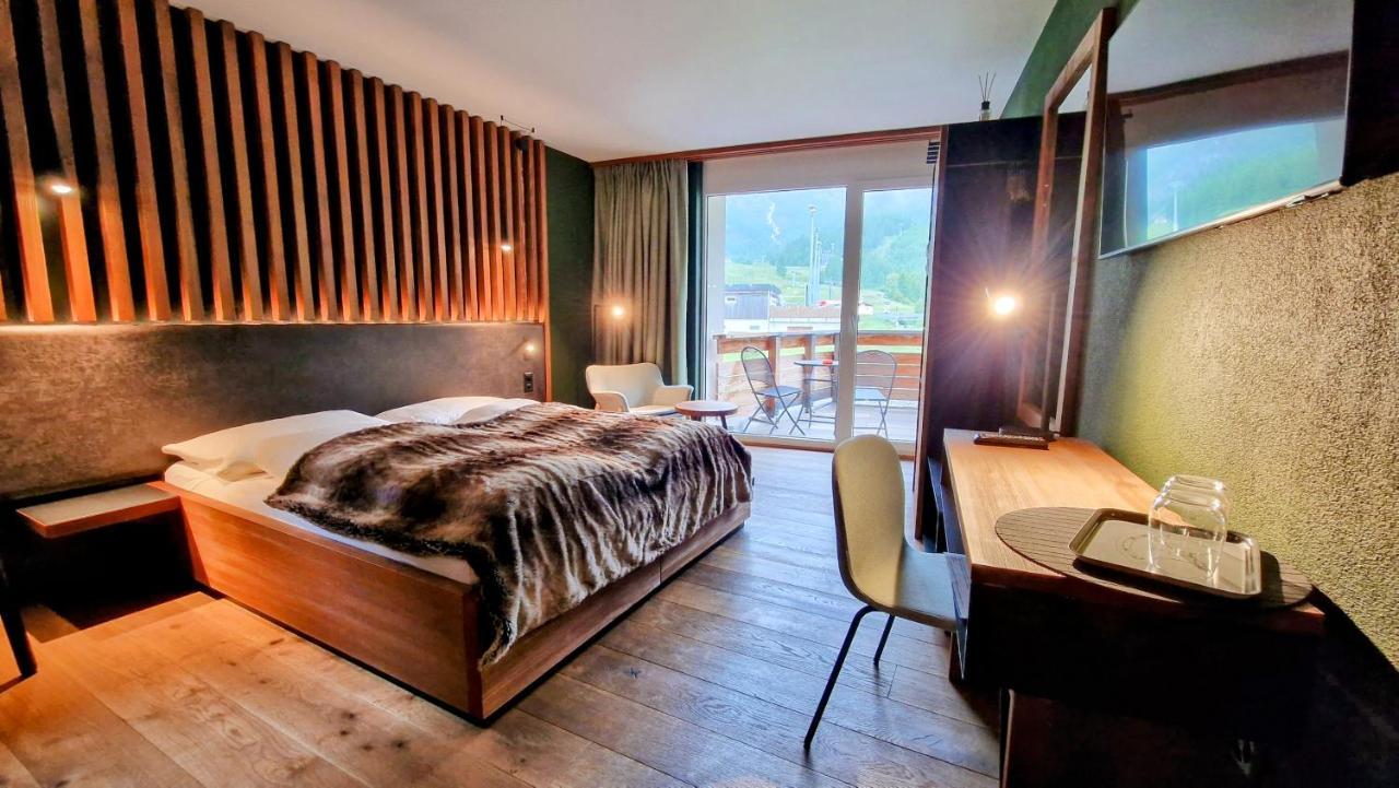 Amber Ski-In/Out Hotel & Spa サース フェー エクステリア 写真