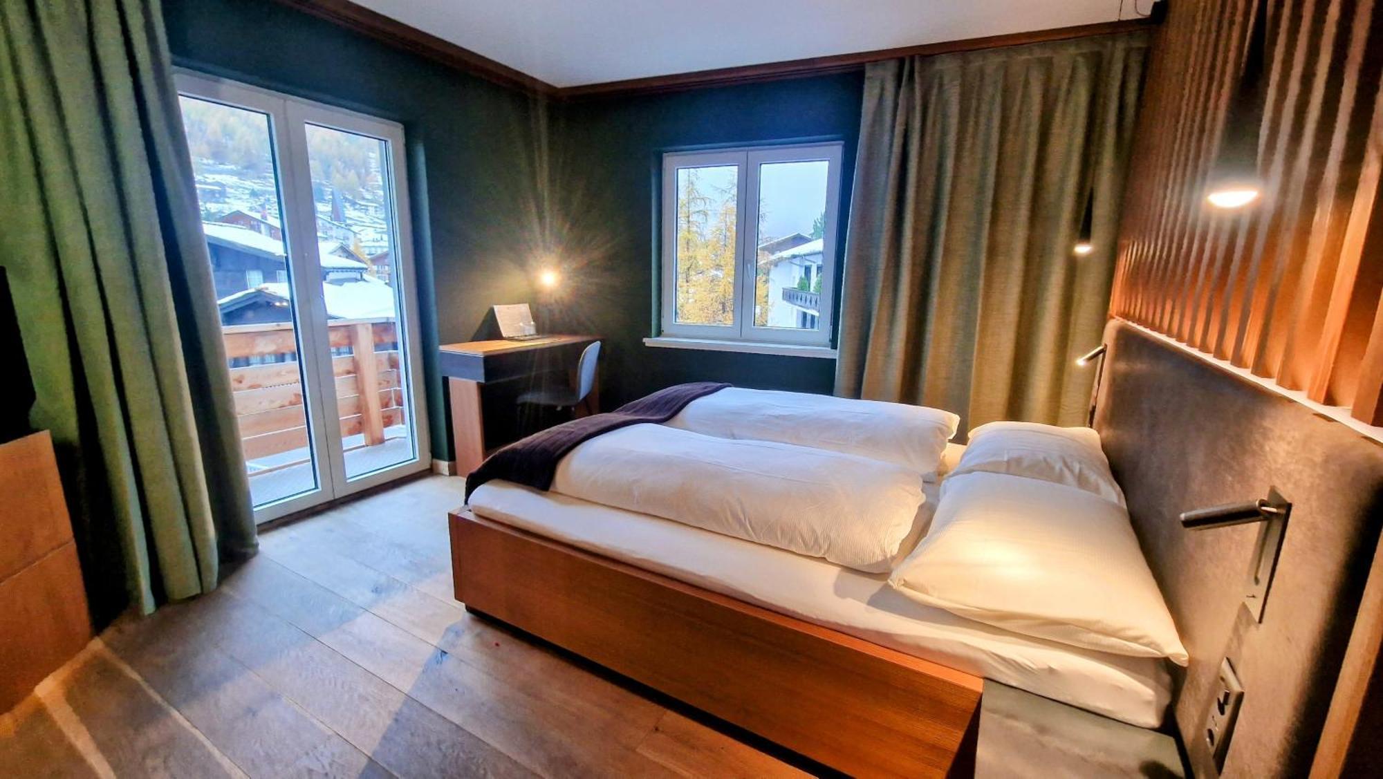 Amber Ski-In/Out Hotel & Spa サース フェー エクステリア 写真