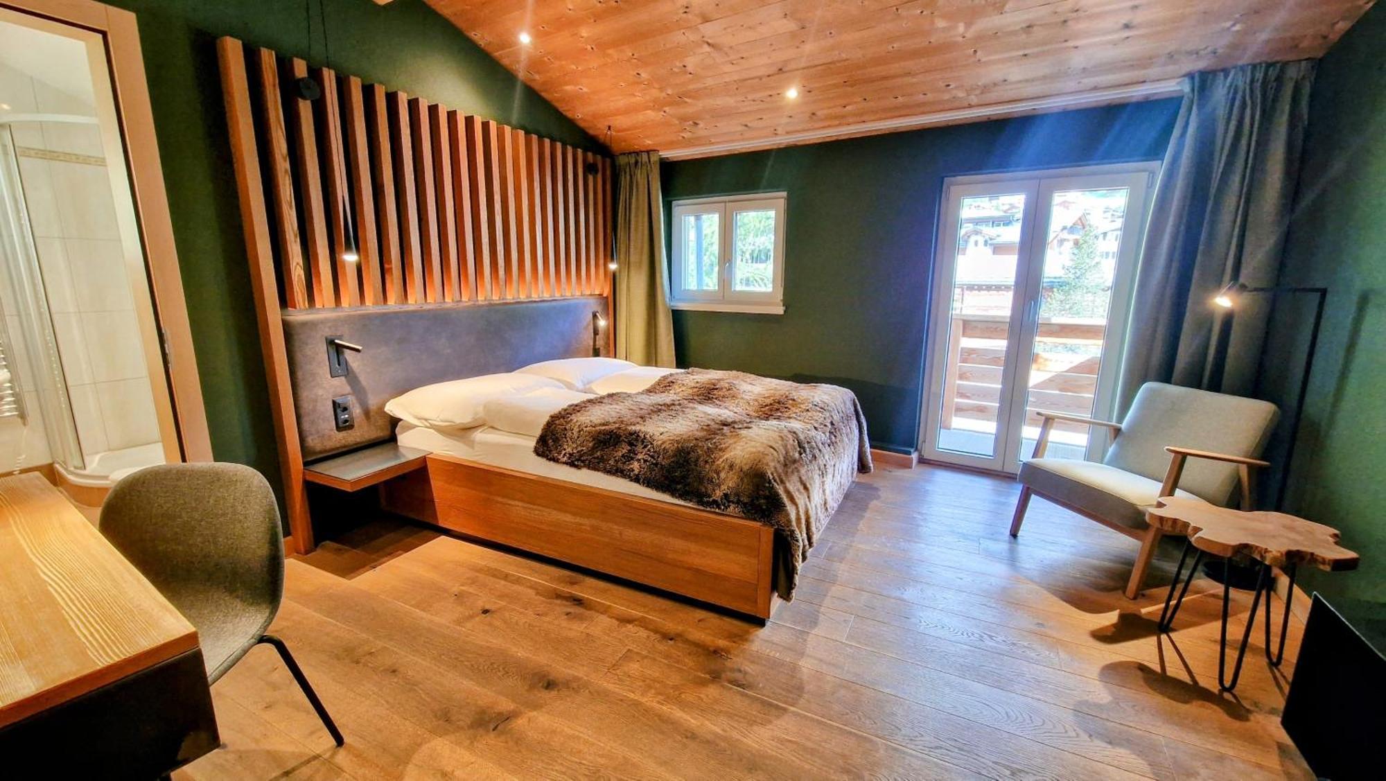 Amber Ski-In/Out Hotel & Spa サース フェー エクステリア 写真