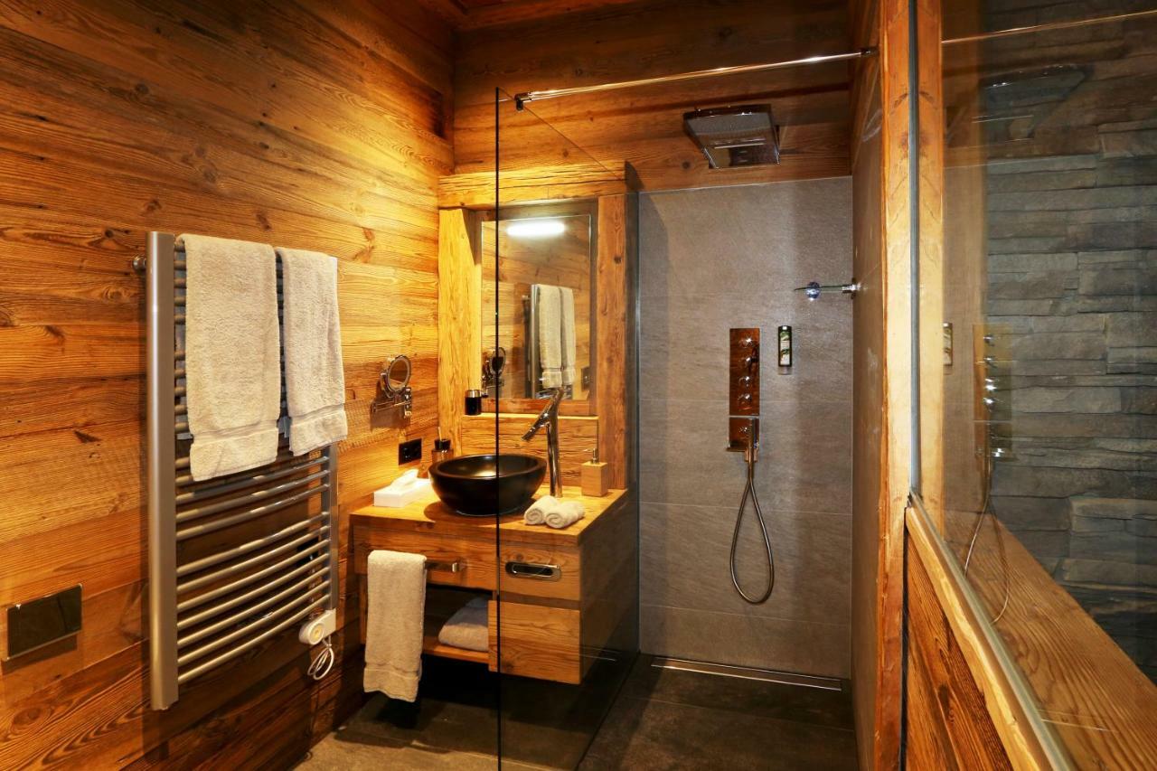 Amber Ski-In/Out Hotel & Spa サース フェー エクステリア 写真